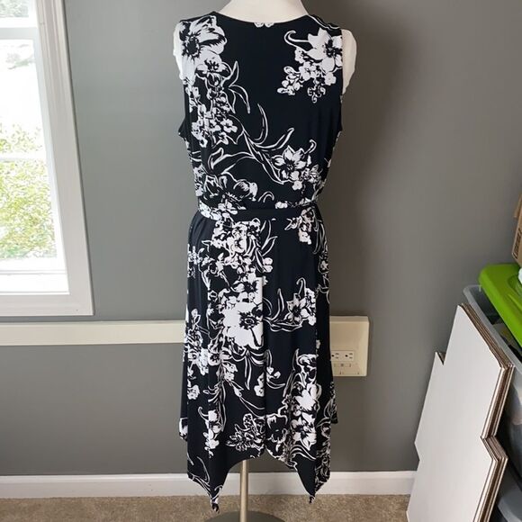 INC dress  - Picture 7 of 10